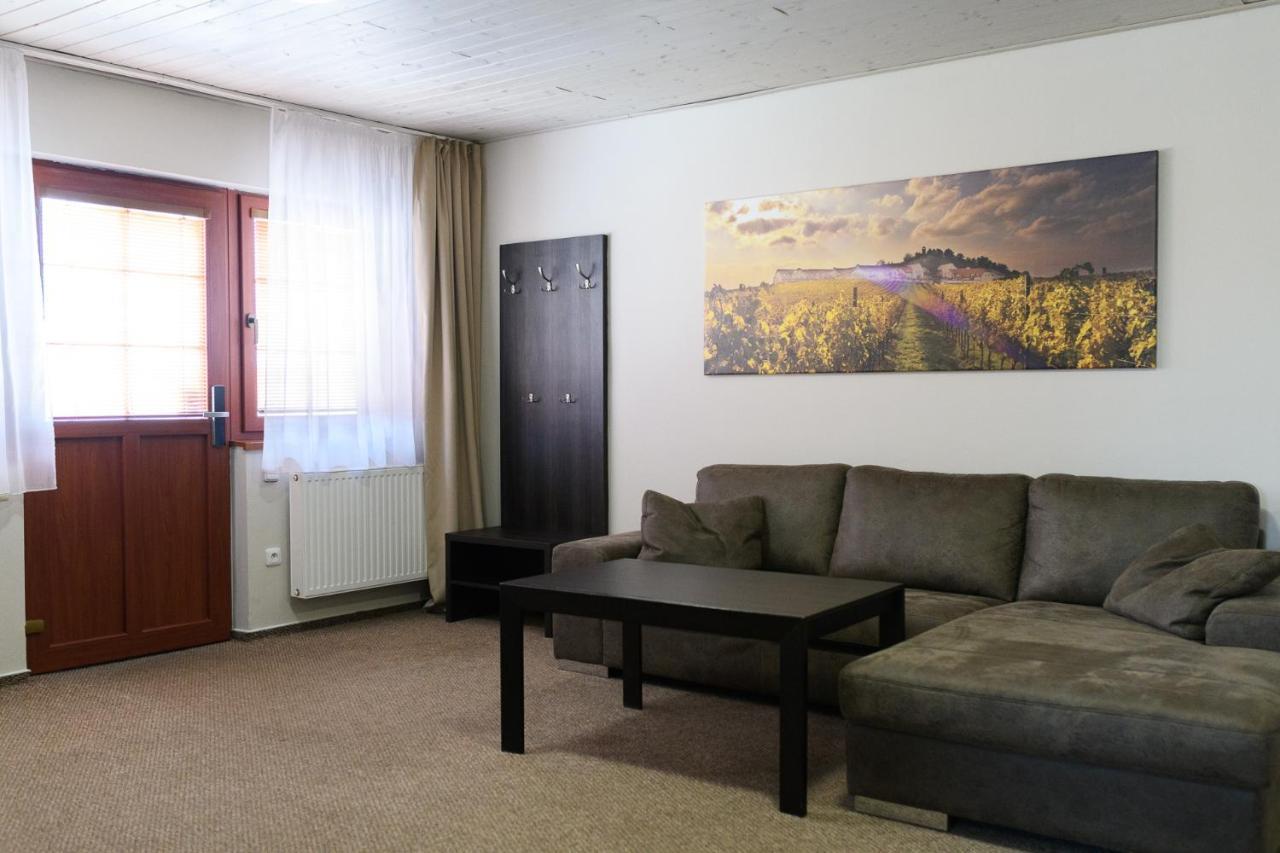 Zaječí Vinarstvi U Kaplicky酒店 外观 照片
